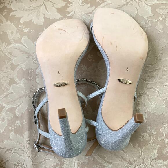 NEW Badgley Mischka Kai Jeweled Chain Detail Heels in Silver - Picture 10 of 12